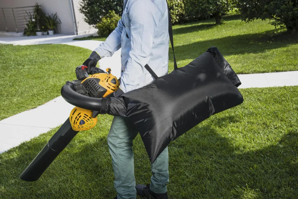 Petrol leaf blower BL 530 V
