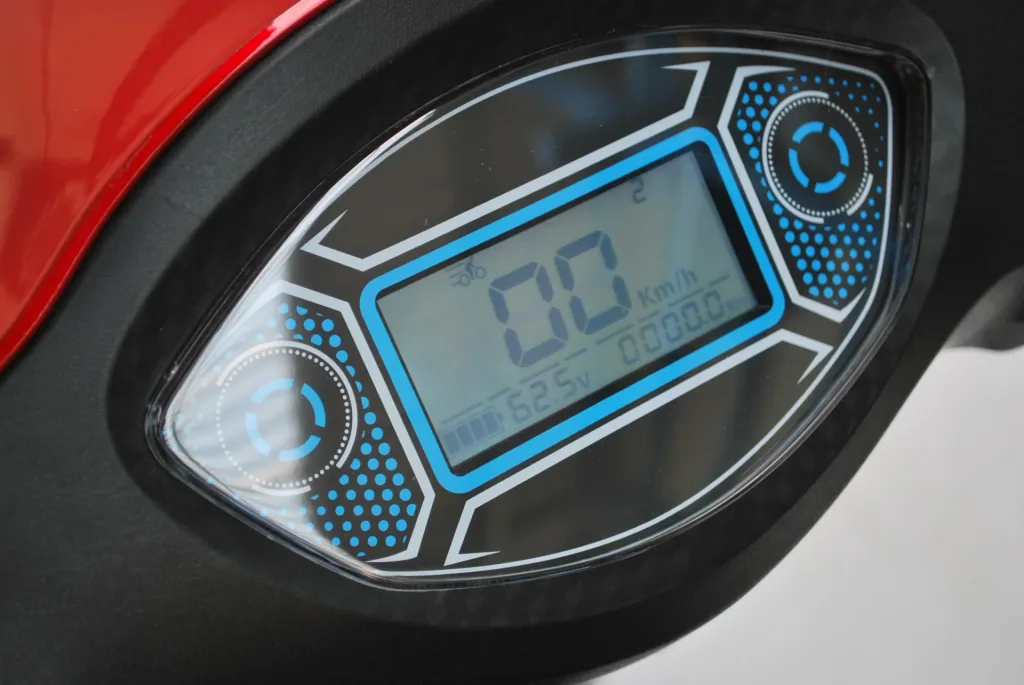Electric vehicle - 4 wheels - Senior vehicle