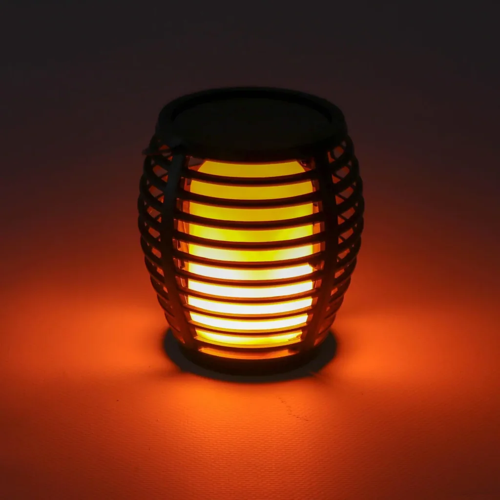 VT-719 Solar lamp flashlight with moving flame and twilight sensor
