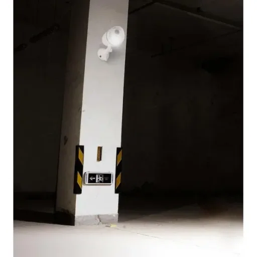 HD outdoor camera with LED light and motion detection white