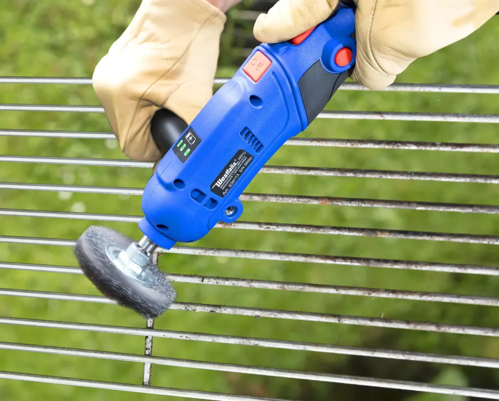 10.8 Volt Cordless Polishing Machine Rotation - including accessories and bag