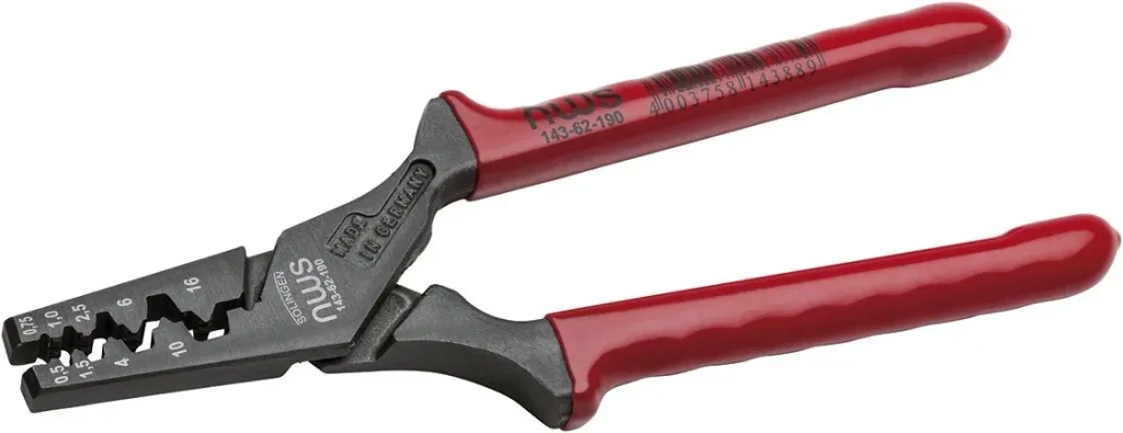 Insulated wire end ferrules assortment with pliers and screwdriver