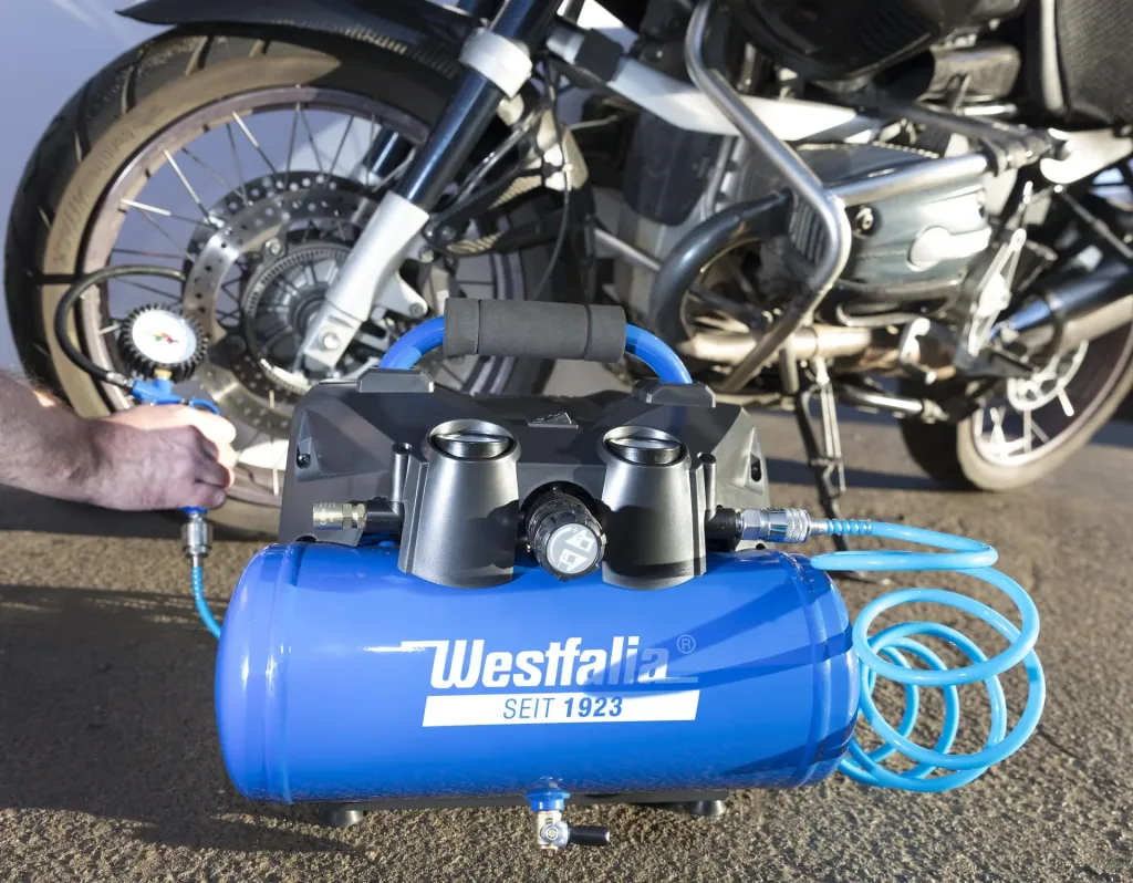 Cordless air compressor set, 2x18 Volt-4 Ah, 1x Dippel quick charger