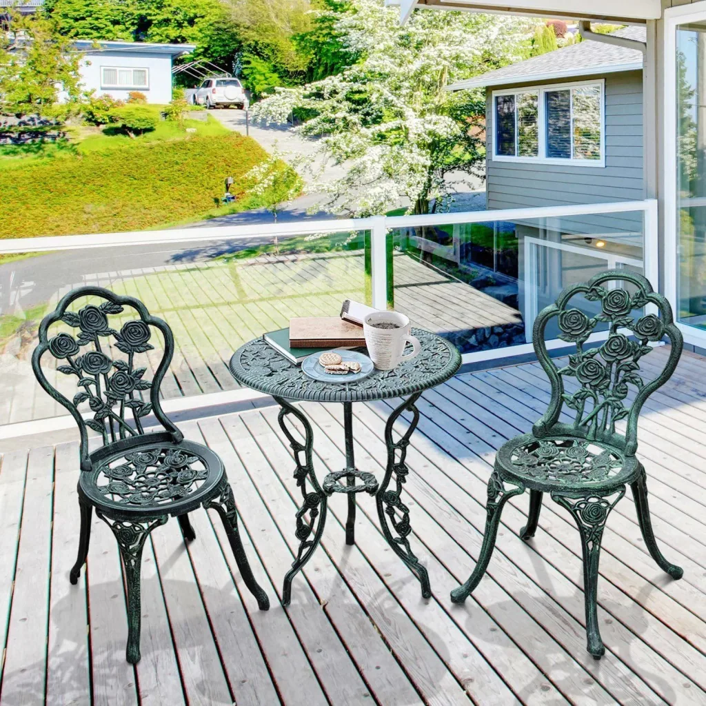 Bistroset Balcony 3rd floor. Gussaluminium Antik Grün