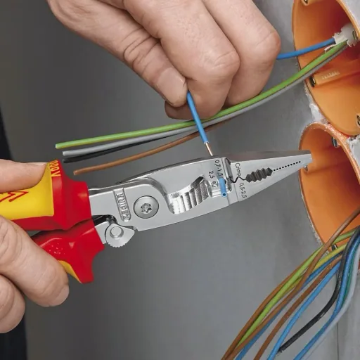 Electrical installation pliers VDE