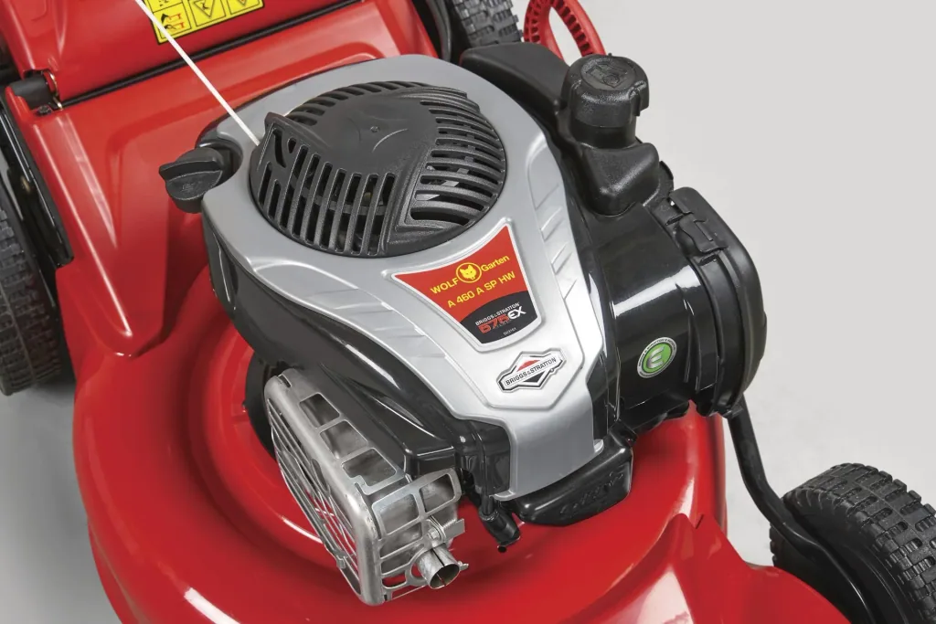 Petrol lawn mower with self-propelled drive - A 460 A SP HW