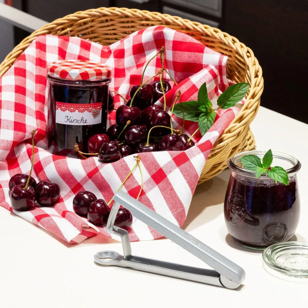 Cherry pitter "Kernex"