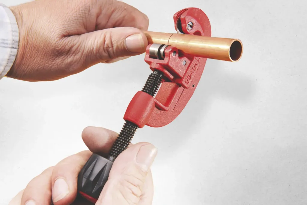 Pipe cutter 3 - 32 mm with replacement cutting wheel