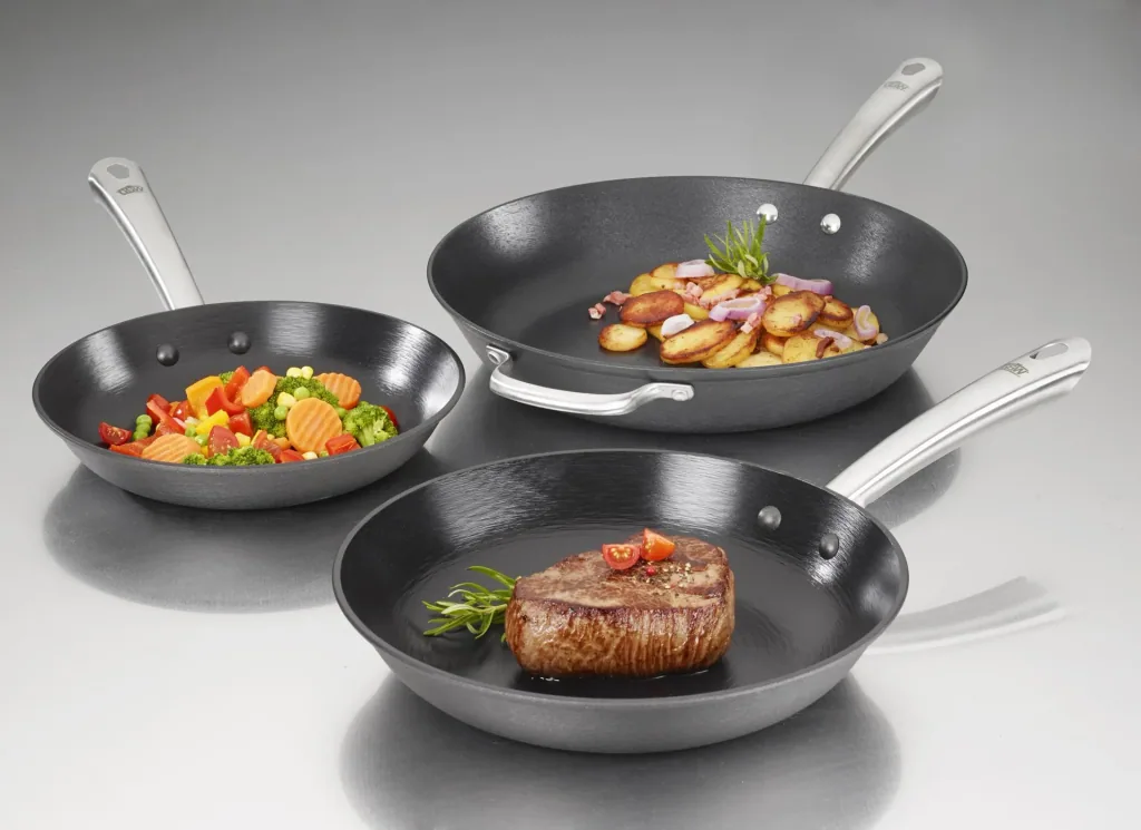 Cast iron frying pan "professional", Ø 24 cm