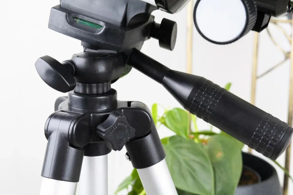 Telescope 70/300 for landscape and sky observation