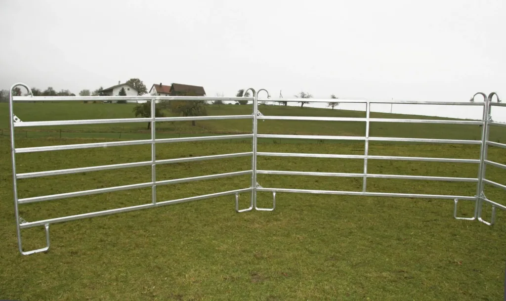 Pasture panel - fence element 3.6 m length, 1.7 m height