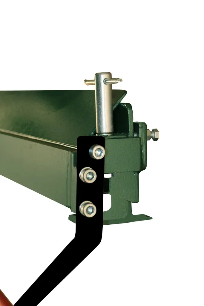 Bending machine with bending beam, degree scale and guillotine shears