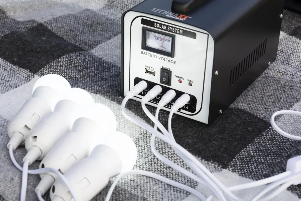 Solar power system set "TX-200", with LED lamps, 18 watts