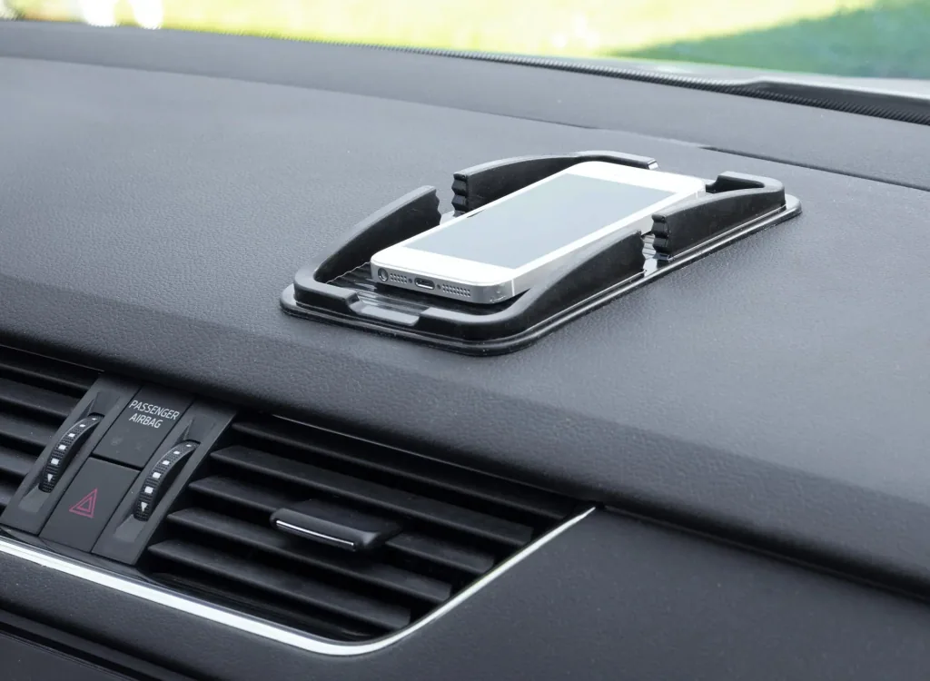 Smartphone anti-slip pad