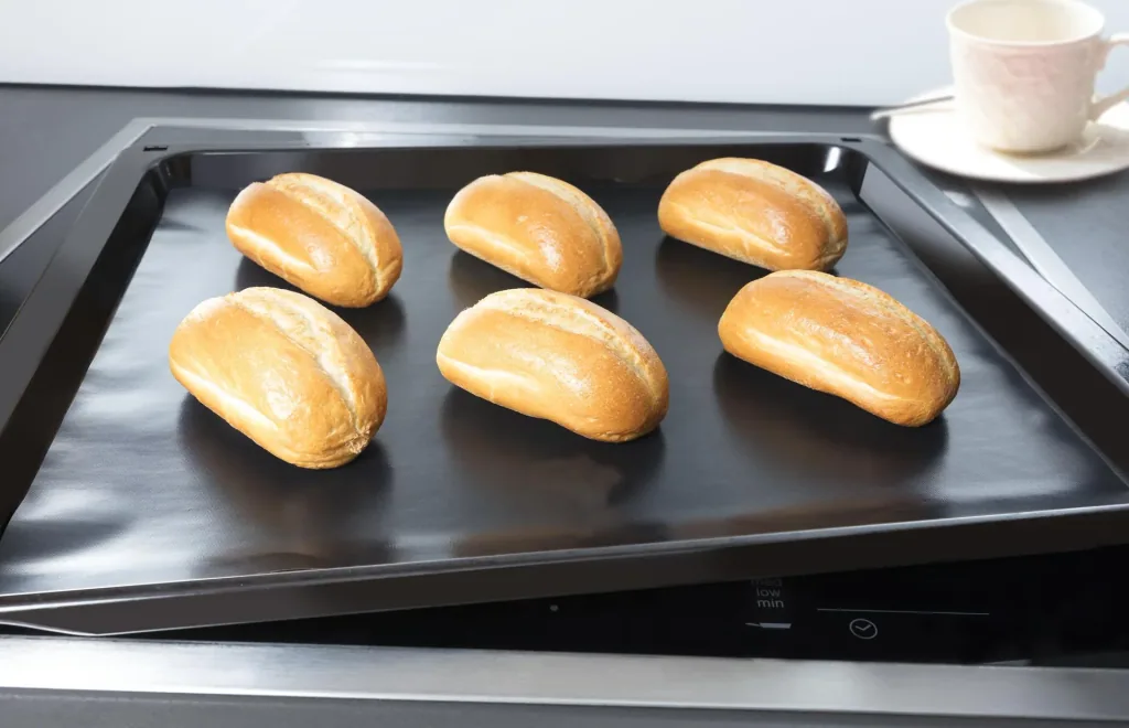 Permanent baking foil 33x40cm, 2 pieces