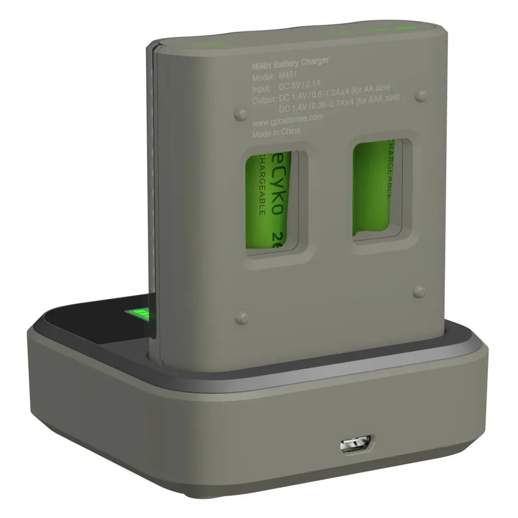 USB fast charger with docking station, LCD charge level display for 4 AA / AAA NiMH batteries including 4 ReCyko (AA) 2600mA
