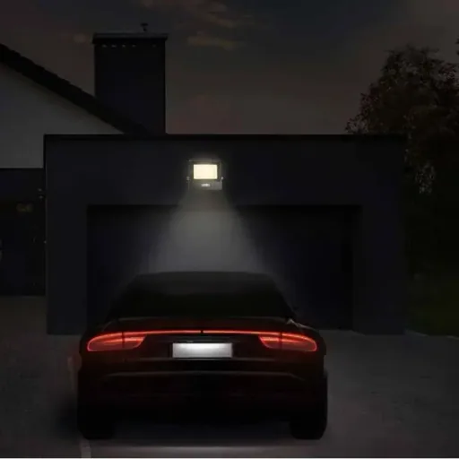 VT-118S LED Floodlight with Sensor - 10 W - 735 Lm - 3000K - Black