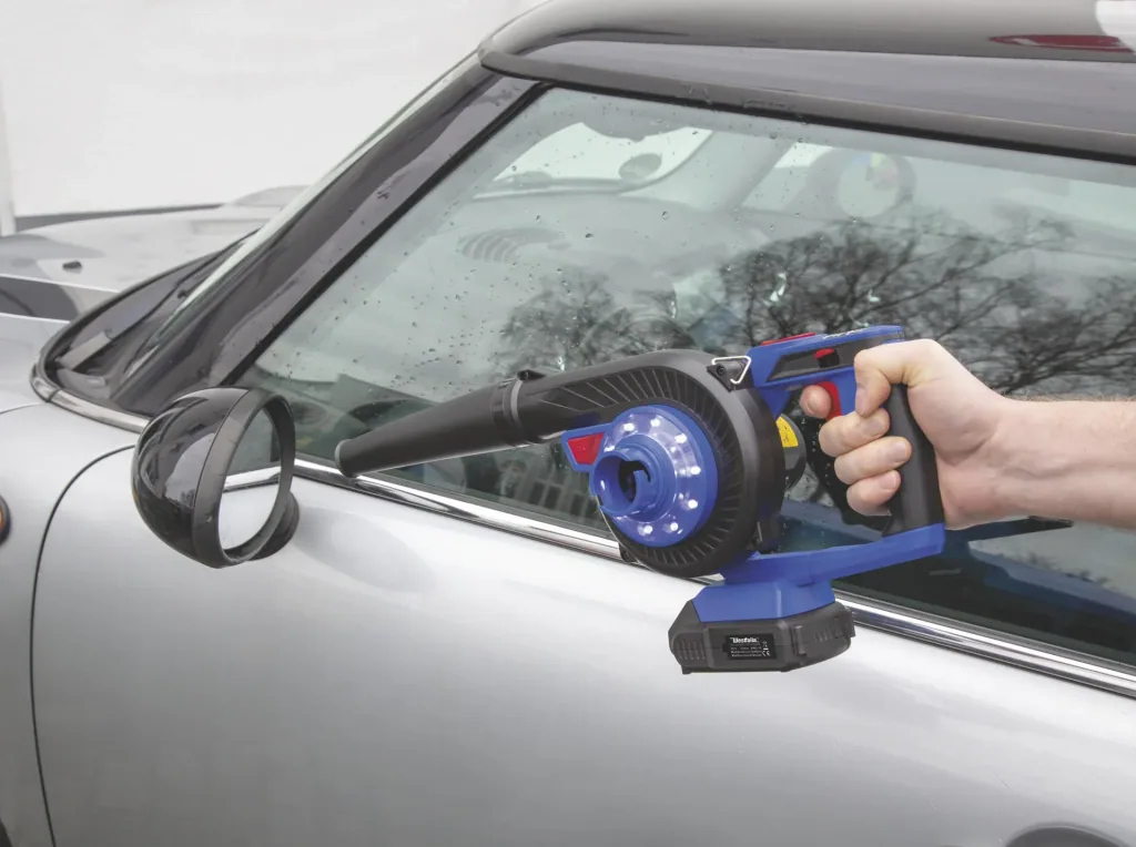 Multifunctional blower 18 Volt Li-ion AMG 18 including 1 battery 2.0 Ah and charger