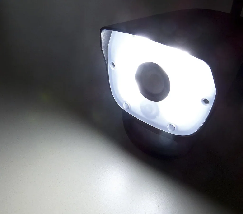 HSIP6000 digital HD surveillance system with LED light
