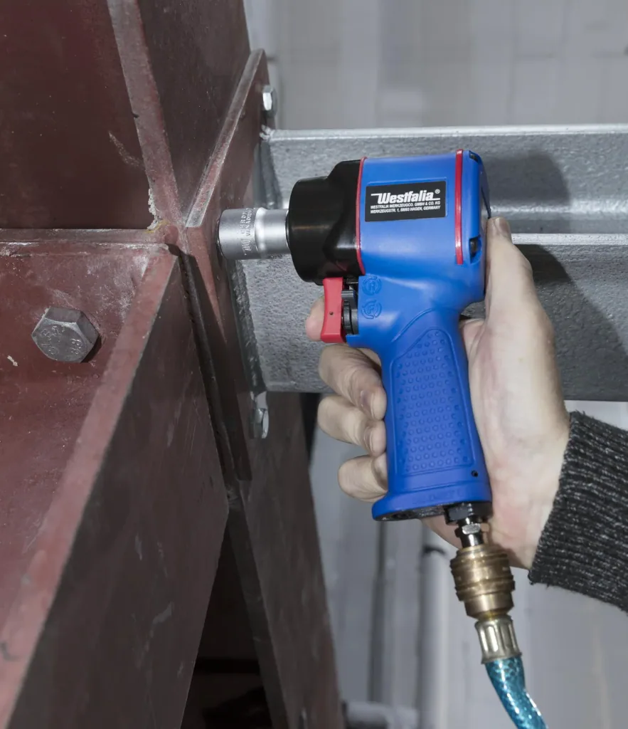 Pneumatic impact wrench "Ultra" Compact - double impact mechanism