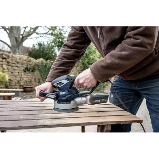 430 W eccentric sander with 2 sanding pads, 150 mm
