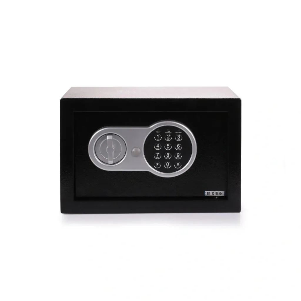 Safe with electronic combination lock