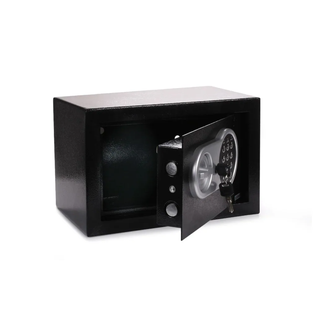 Safe with electronic combination lock