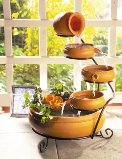 Solar-powered cascade fountain