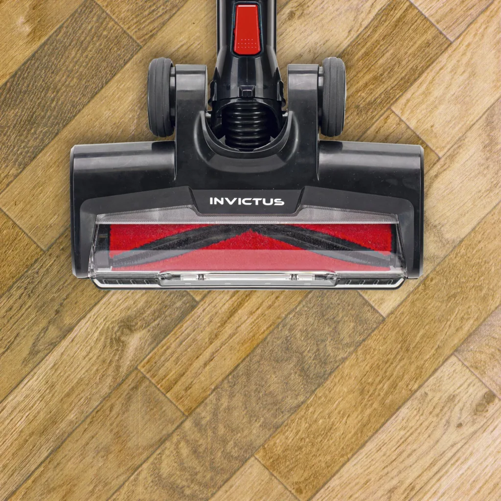 Cordless handheld vacuum cleaner Invictus X9, 14 pieces