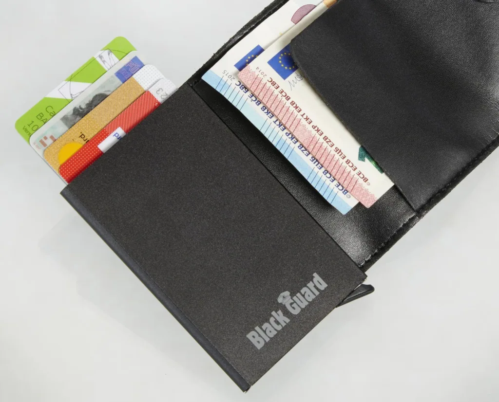 RFID protection wallet Nano Pocket