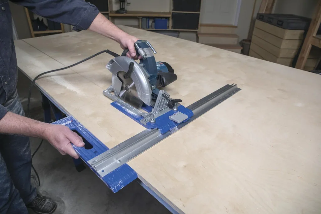 Handheld circular saw edge guide, rip-cut parallel stop