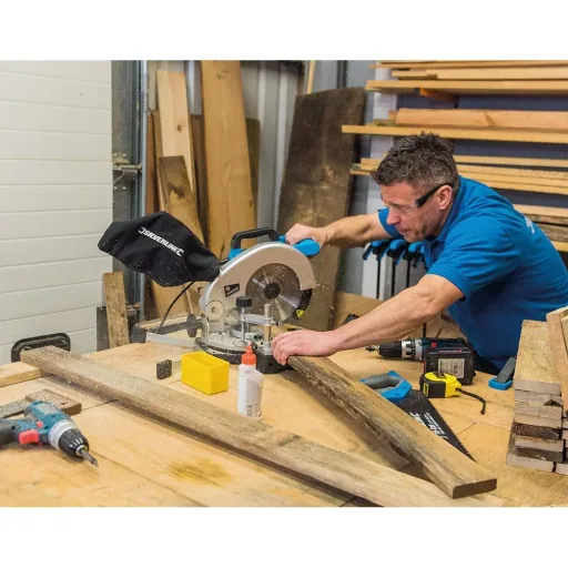 1400 W combined mitre saw, 210 mm