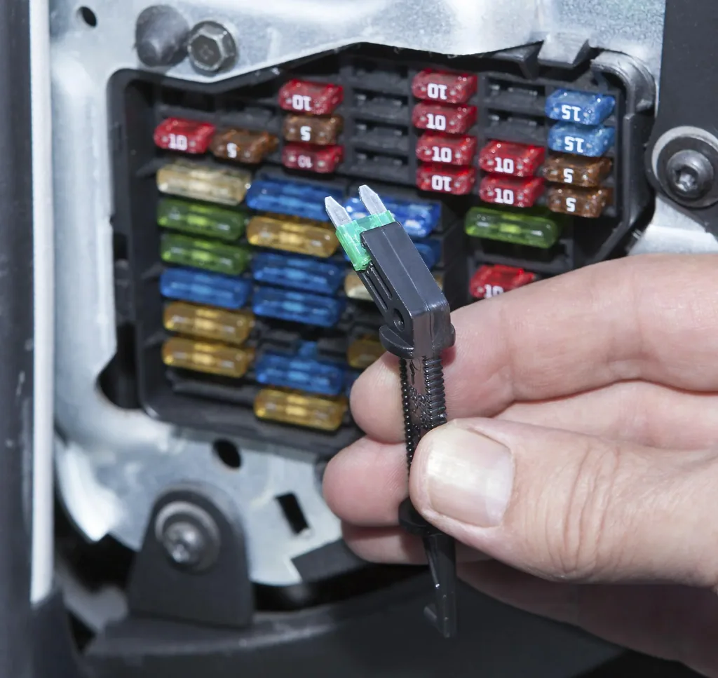 Mini blade fuses in a set