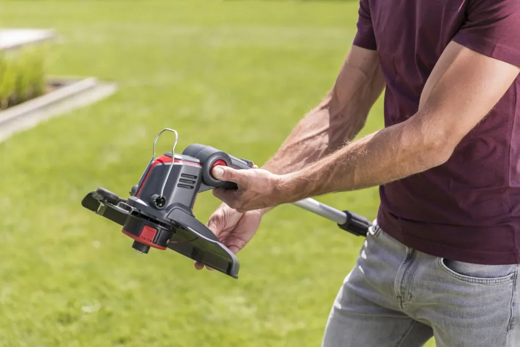 Cordless grass trimmer GT 1825 including replacement line spool - BOSCH HOME AND GARDEN COMPATIBLE (without battery and charger)