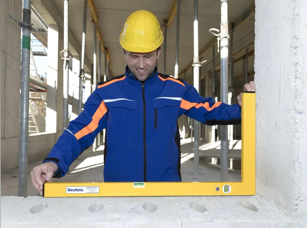 Construction angle W 350 with spirit level