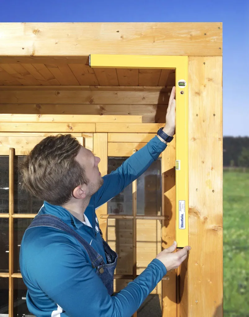 Construction angle W 350 with spirit level