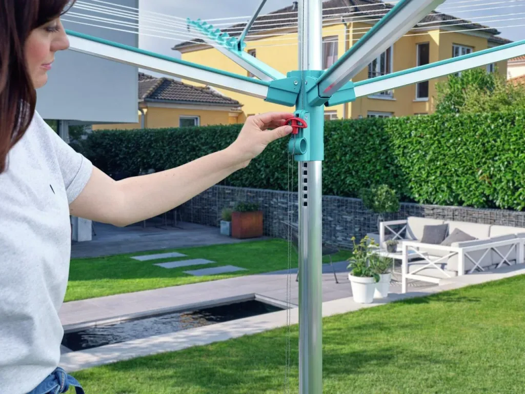 "Linomatic 400 Easy" laundry dryer, 40 meters drying area, 4 loads