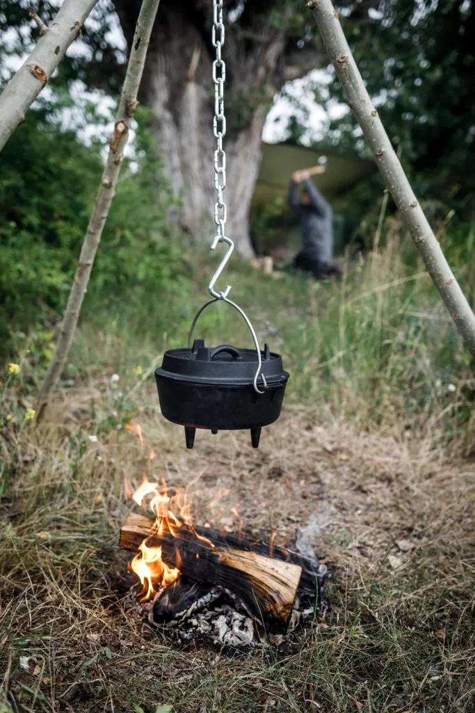 Dutch oven (3 qt)