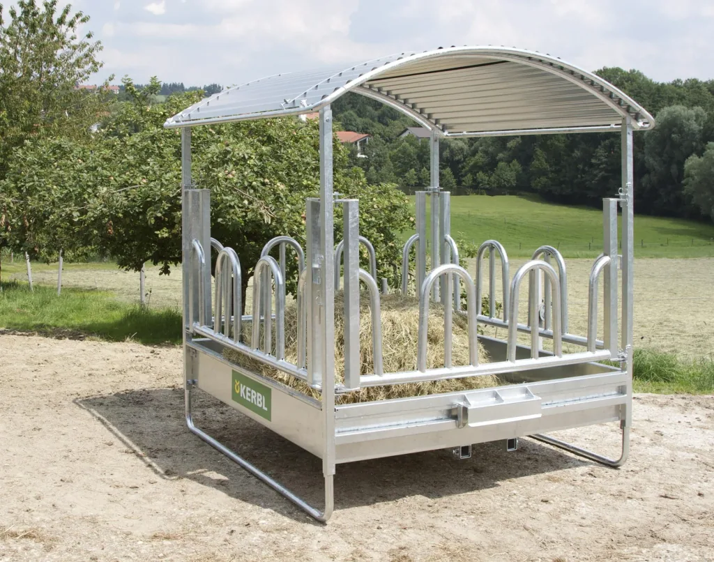 Square hay rack with palisade feeding grid, for cattle and horses