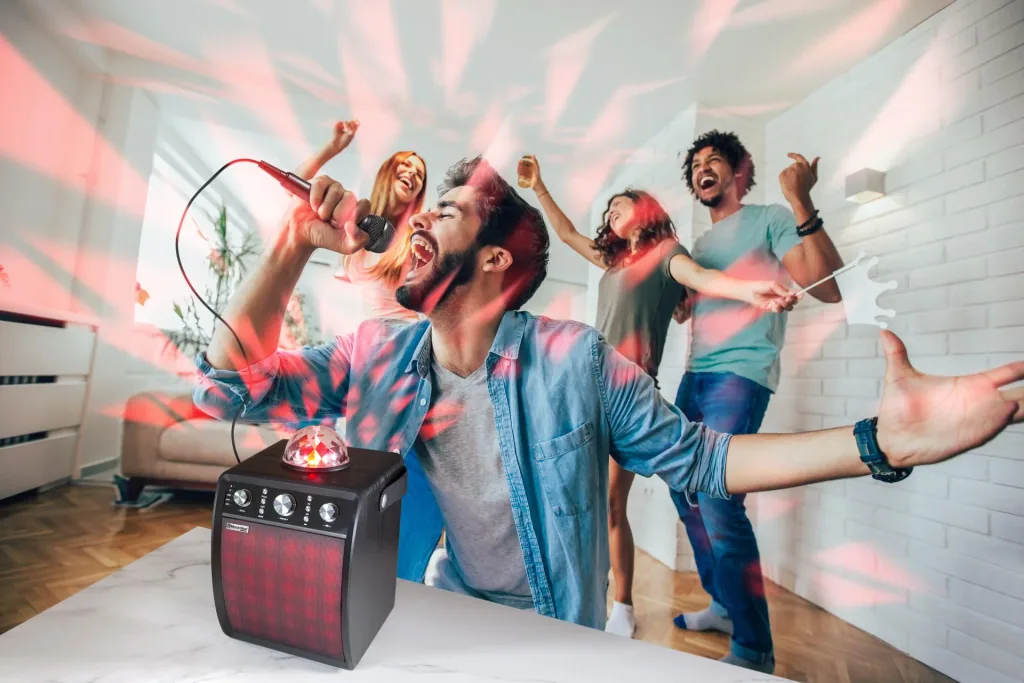 Disco speaker with microphone