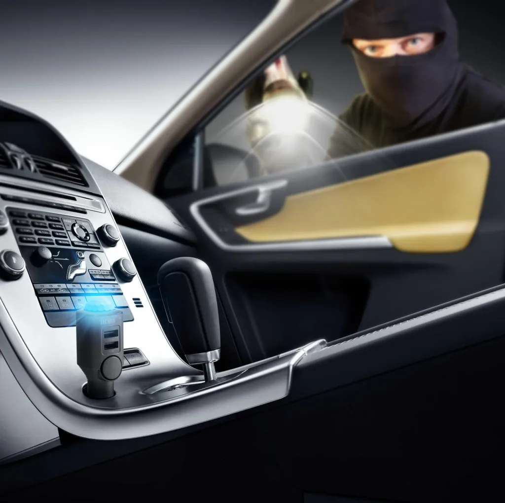 Car alarm with PIR sensor and 2 USB charging ports