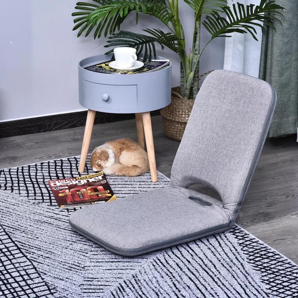 Seat cushion with adjustable backrest