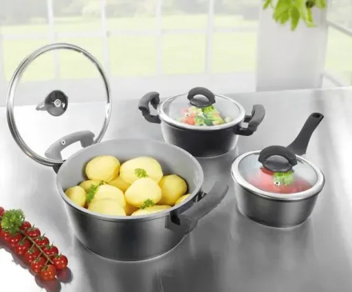 8-piece pot and pan set