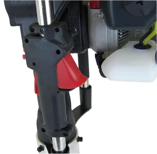Motor pile driver with Kawasaki engine, 1.38 HP