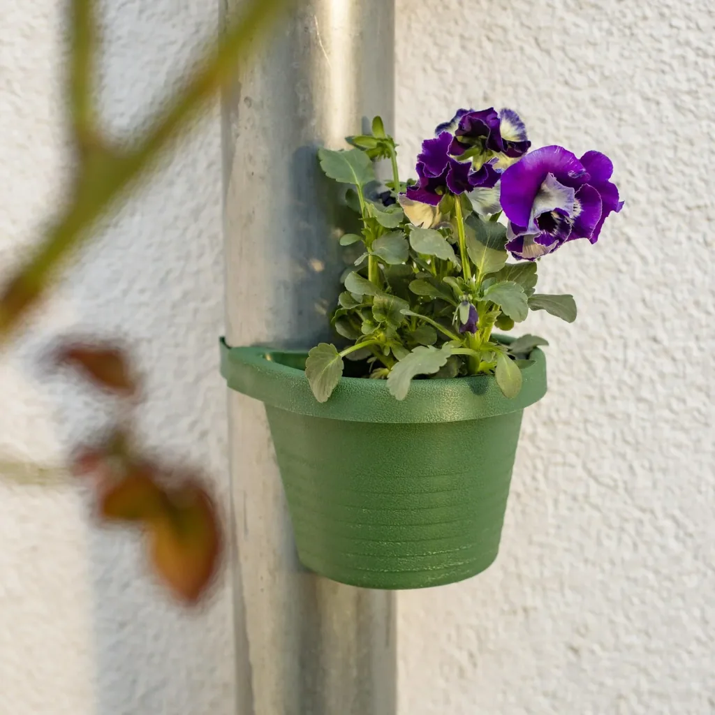 Plant pot for downpipe/gutter, green, 3 pieces