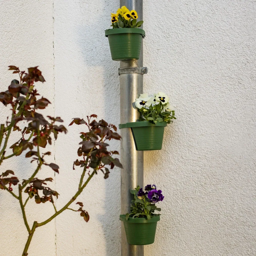 Plant pot for downpipe/gutter, green, 3 pieces