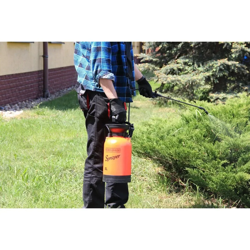 Pressure sprayer - 5L - spray range from 3M