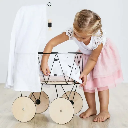 ooh noo doll cradle