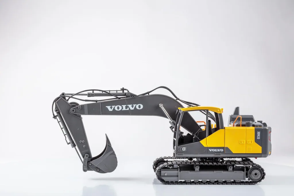 Crawler excavator Volvo 2.4 G 100% RTR 1:16