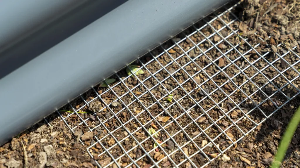 Wire mesh Draneo for raised beds